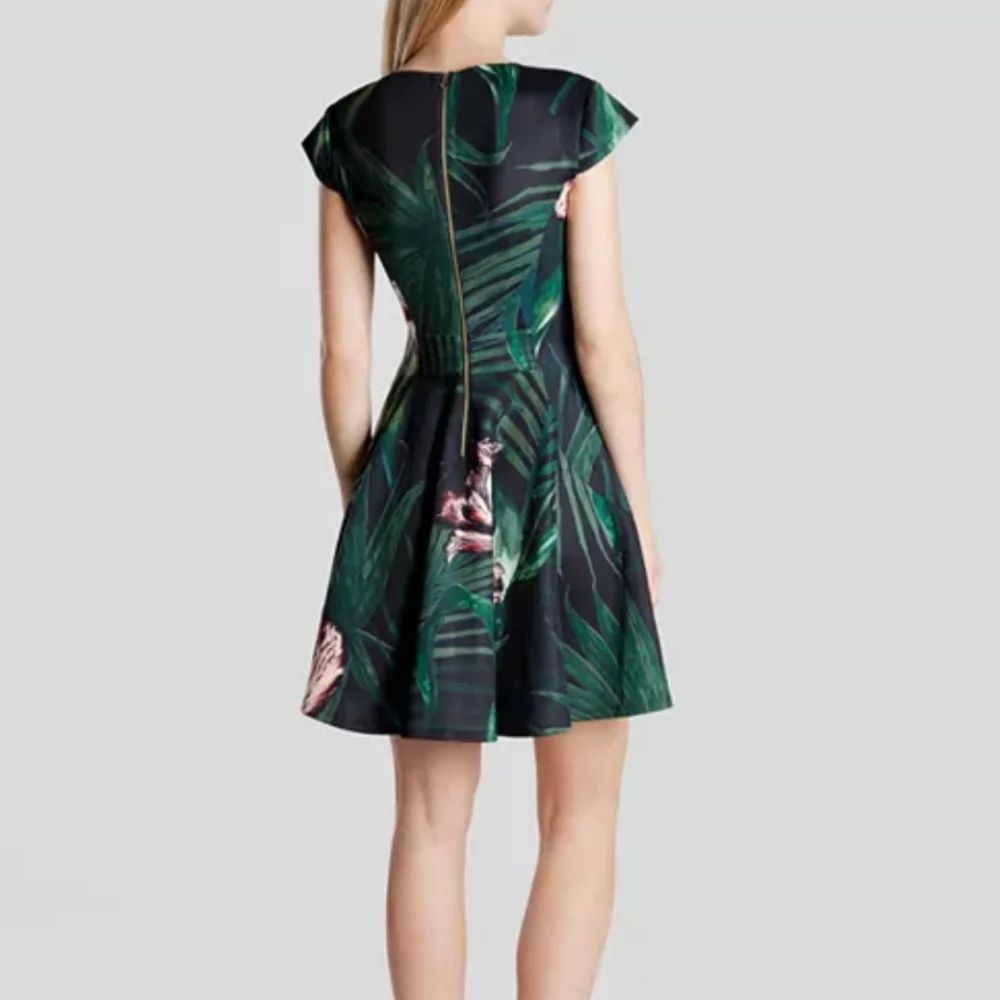 TED BAKER Florell Tropical Floral Palm Leaves Scuba Skater Dress Size 10 - Picture 2 of 13